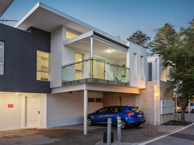 10/7 Goldsmith Road, Spearwood WA 6163