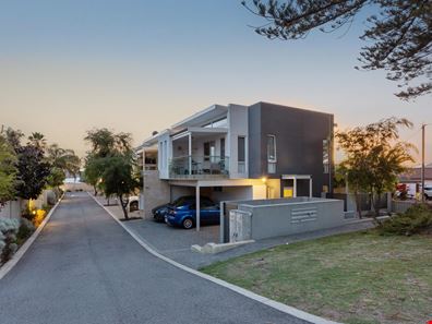 10/7 Goldsmith Road, Spearwood WA 6163