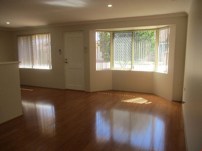 2/59 Scaddan Street, Bassendean WA 6054