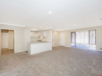 6/36 Fifth Avenue, Rossmoyne WA 6148