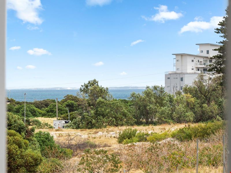 9/3 Garston Way, North Coogee WA 6163