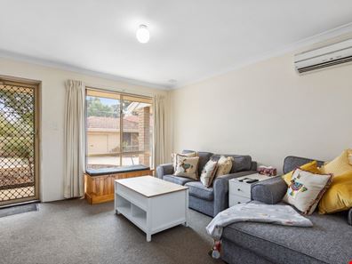 6/4 Muriel Street, Middle Swan WA 6056