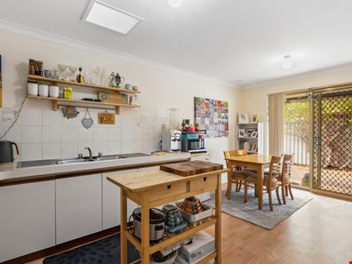 6/4 Muriel Street, Middle Swan WA 6056