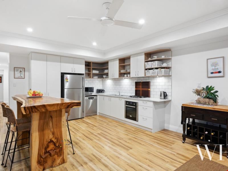 12 Mouquet Vista, White Gum Valley WA 6162