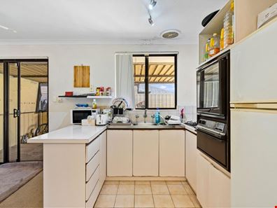 28 Amazon Drive, Beechboro WA 6063