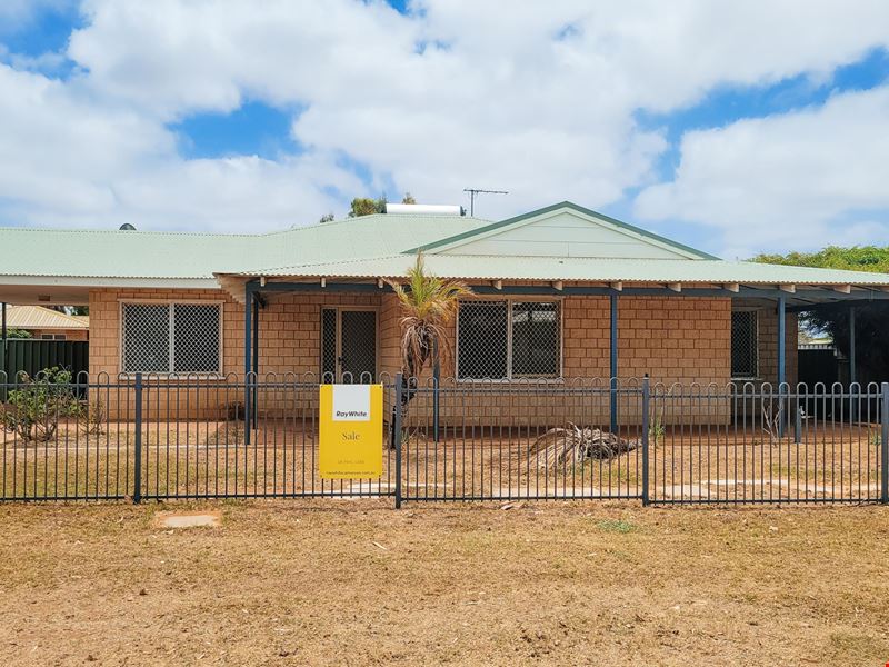 58 David Brand Drive, Carnarvon WA 6701