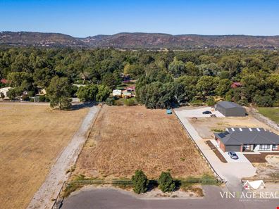 64 Windmill Avenue, Serpentine WA 6125