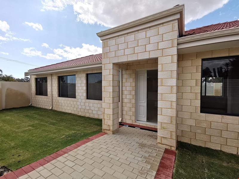 2/70 Briggs Street, Cockburn Central WA 6164