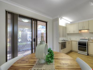 10/173 Lesmurdie Road, Lesmurdie WA 6076