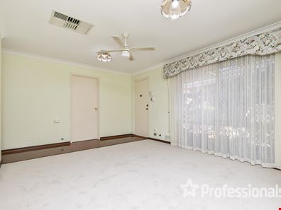 17/28 Marangaroo Drive, Marangaroo WA 6064