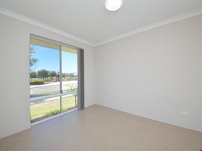 39 Portaferry Gardens, Ridgewood WA 6030