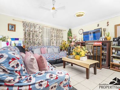 227B Sixth Street, Wonthella WA 6530