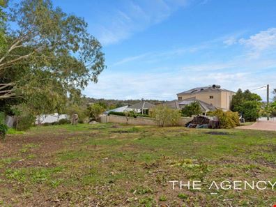 7 Cottingley Place, Swan View WA 6056