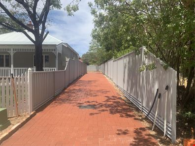 29A Holmesdale Road, Woodbridge WA 6056