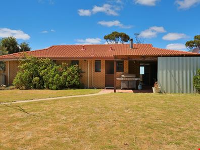 48 Griffin Street, Lake Grace WA 6353