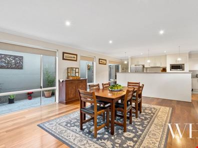 18 Yalgoo Avenue, White Gum Valley WA 6162