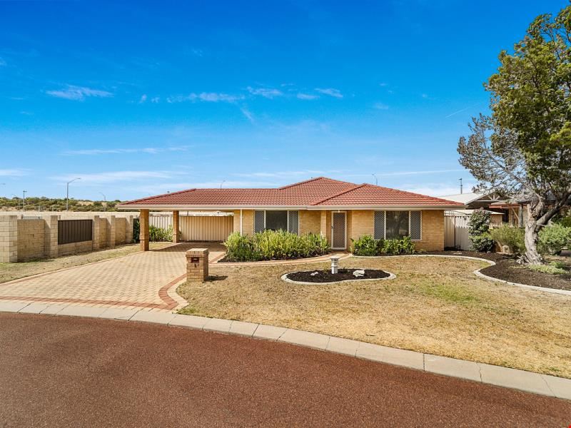 2 Mossdale Pass, Kinross WA 6028