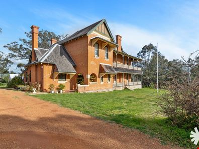 3 Brook Street, York WA 6302