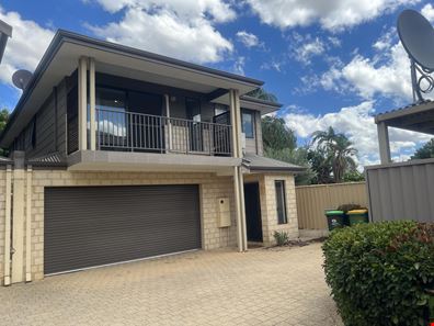 4/32 Gardiner, Belmont WA 6104