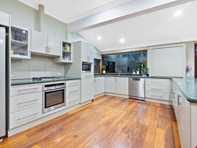 21 Wymond Road, Roleystone WA 6111