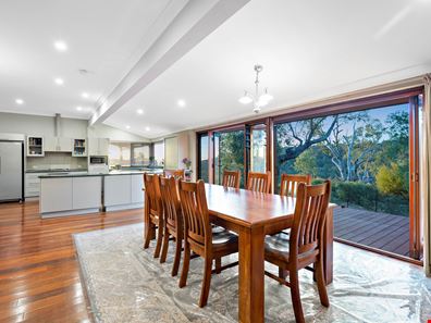 21 Wymond Road, Roleystone WA 6111