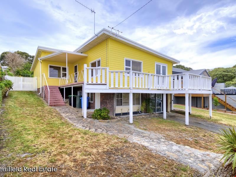 7 Bourke Street, Mount Melville WA 6330