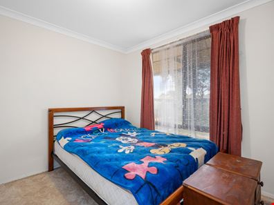 134 Davis Street, Victory Heights WA 6432