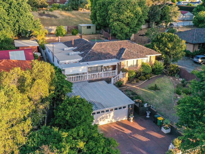 123 Derry Avenue, Mount Nasura WA 6112