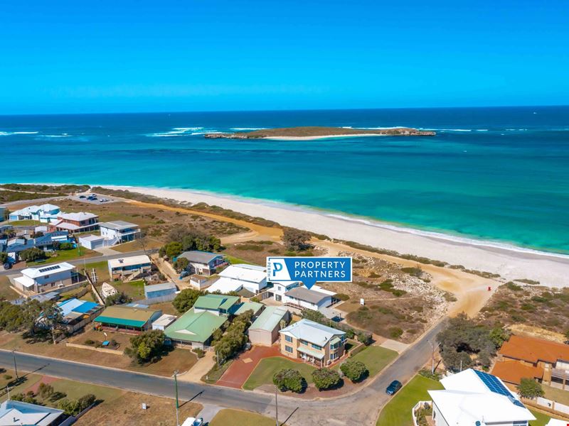 2 Desert Road, Lancelin WA 6044