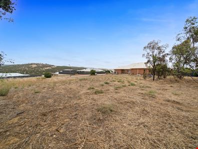 40 Tomkins Bend, Nunile WA 6566