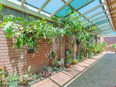 1 Jade Street, Mount Richon WA 6112