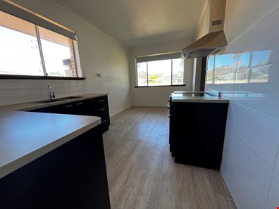 24 Smith Street, Dongara WA 6525