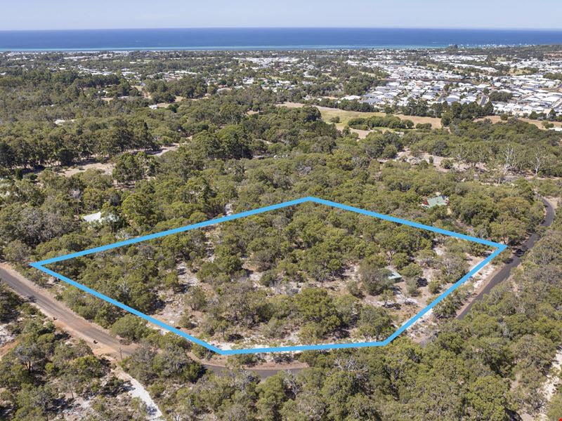 26 Caprigardi Court, Quedjinup WA 6281