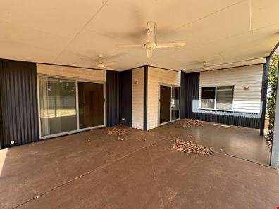 18 Brolga Meander, Nickol WA 6714