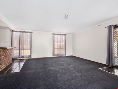 158 Moran Street, Victory Heights WA 6432