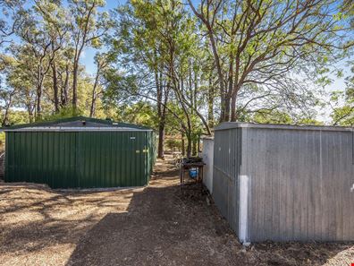 15 Clayden Street, Wooroloo WA 6558