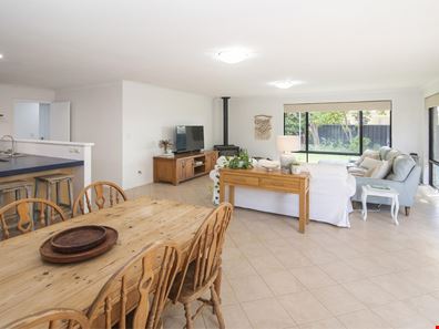 58 Spindrift Cove, Quindalup WA 6281