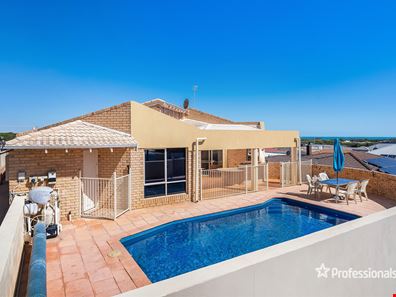 16 Sandown Close, Tarcoola Beach WA 6530