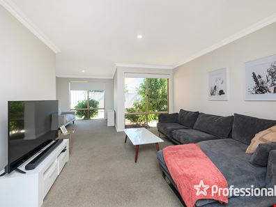 8A Corrie Court, Kingsley WA 6026