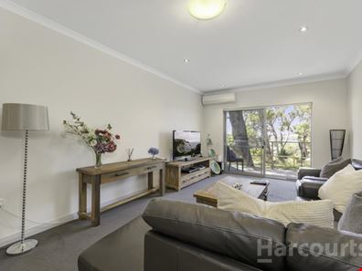 31/88 Lakeside Drive, Joondalup WA 6027