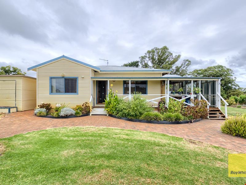 44 Gledhow South Road, Robinson WA 6330