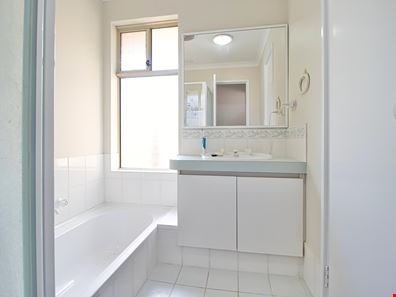 13/10 Elanora Drive, Cooloongup WA 6168