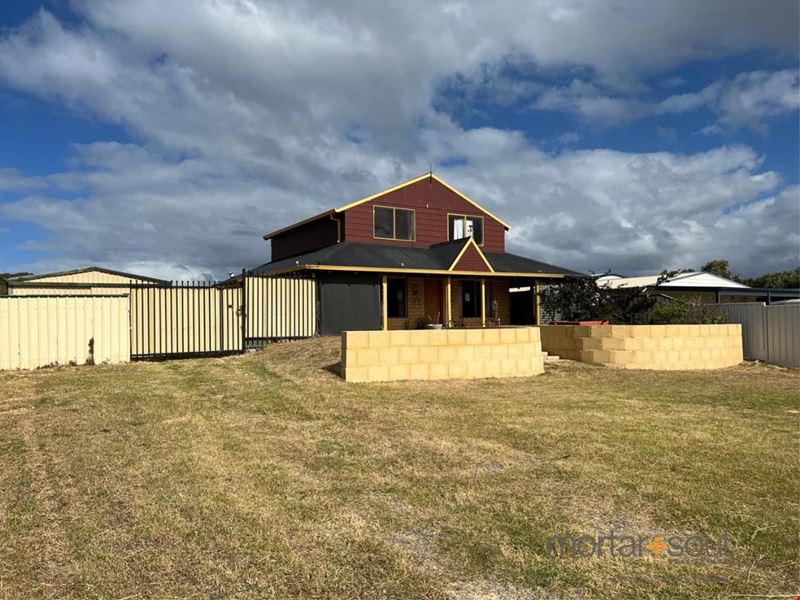 17 Heales Way, Green Head WA 6514