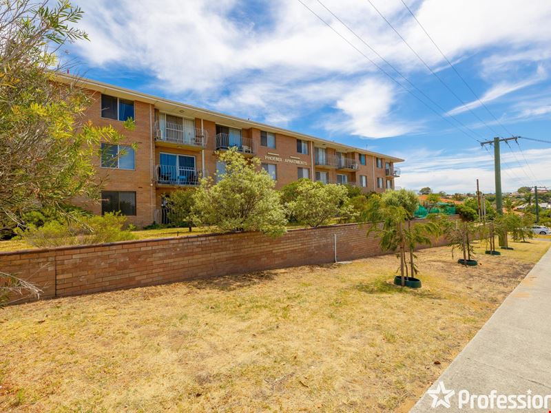 50/15 Glendower way, Spearwood WA 6163