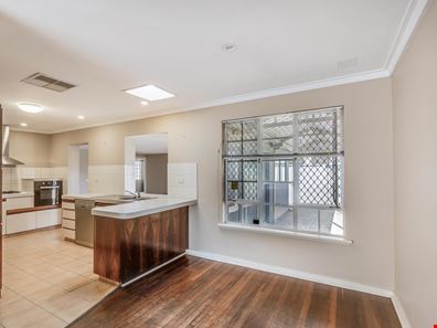 143 Nicholson Road, Lynwood WA 6147