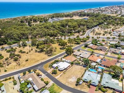 16 Carabeen Place, Halls Head WA 6210