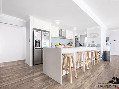 41 Brown Lane, White Peak WA 6532