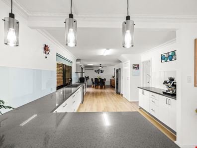 31 Dunkerton Road, Barragup WA 6209