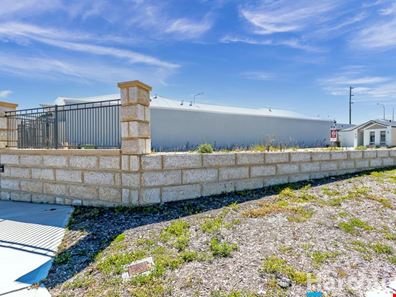 38 Rosso Meander, Woodvale WA 6026