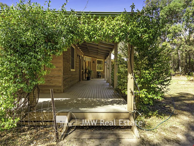 35 Junee Place, Yallingup Siding WA 6282